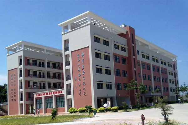 校園能耗監(jiān)測系統(tǒng)硬件結(jié)構(gòu)!(圖1) 校園能耗監(jiān)測系統(tǒng)硬件結(jié)構(gòu)!(圖1)