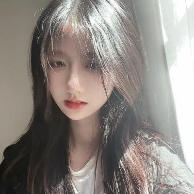修行之路上并肩前行的二人